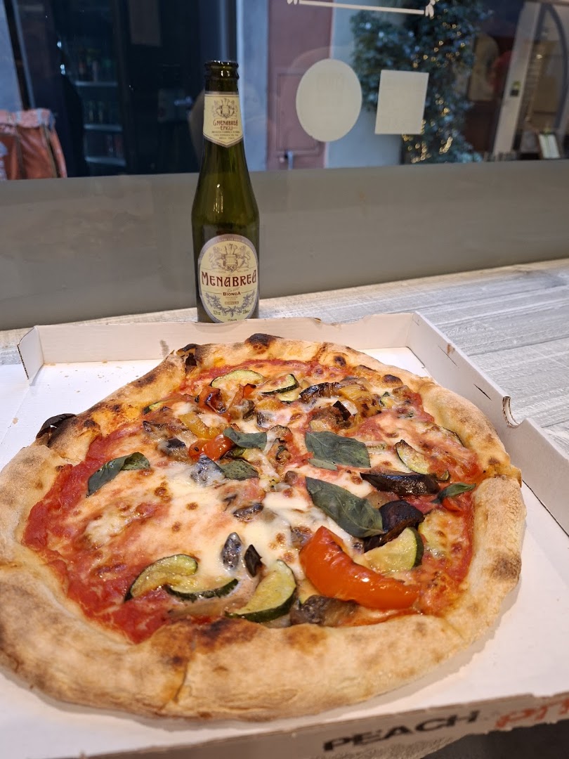 Pizzeria Peach Pit