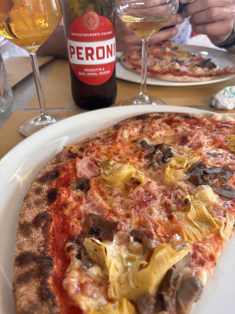 Pizzeria Pino S.N.C. di Gorghetto Mara e Ivan