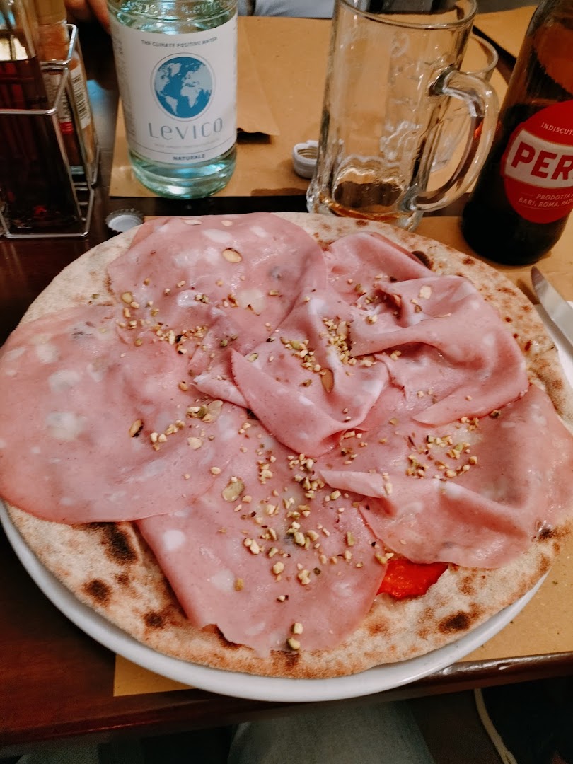 Pizzeria Pino S.N.C. di Gorghetto Mara e Ivan