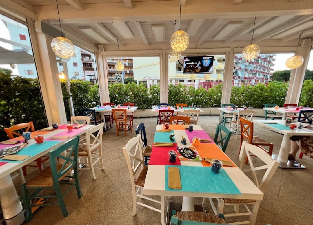 Pizzeria PITTA LA PIZZA COL SORRISO FORNO A LEGNA GIOVINAZZO