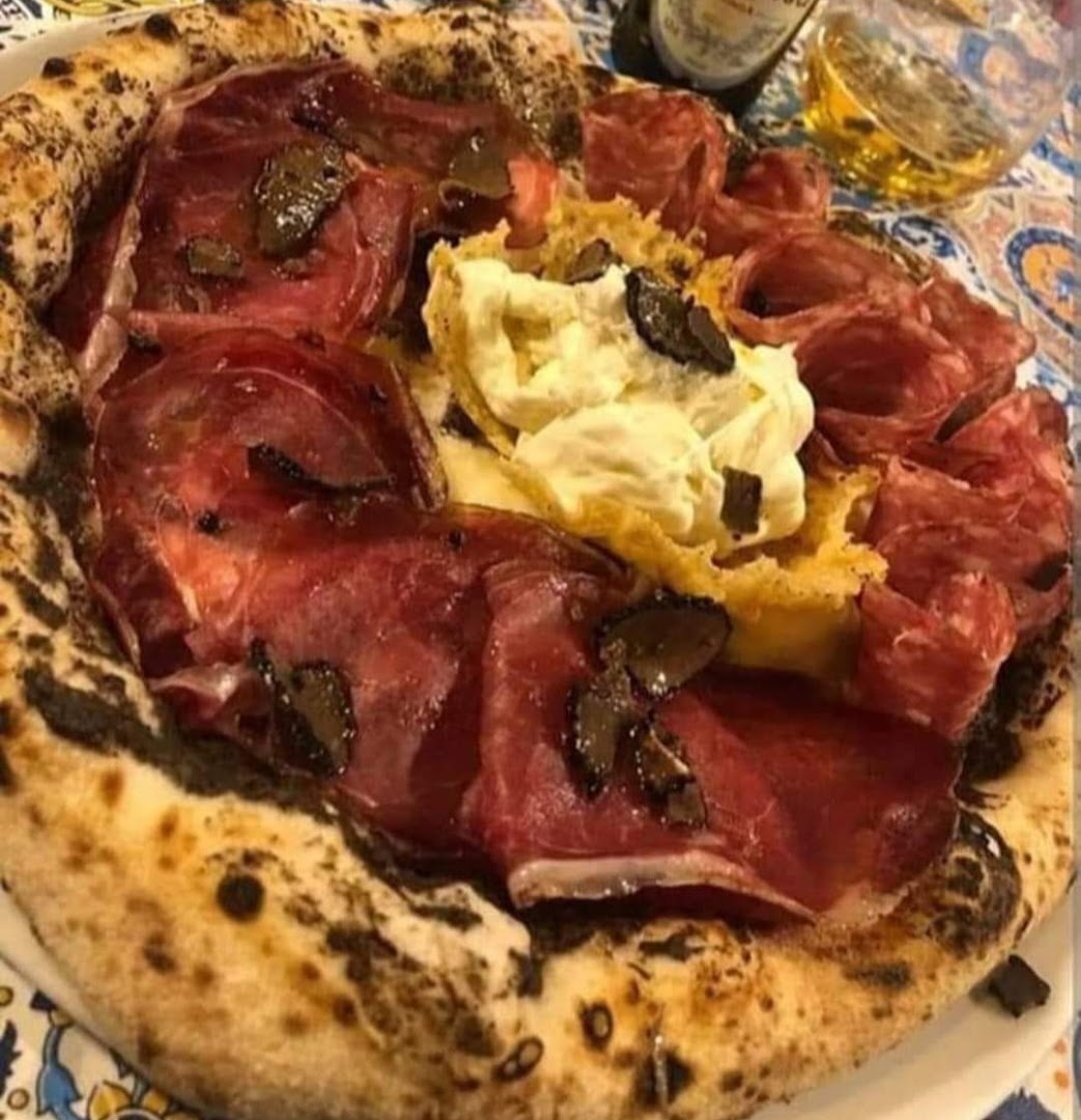 Pizzeria PITTA LA PIZZA COL SORRISO FORNO A LEGNA GIOVINAZZO