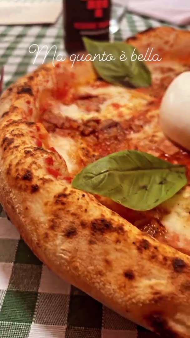 Pizzeria Pizza Napoletana