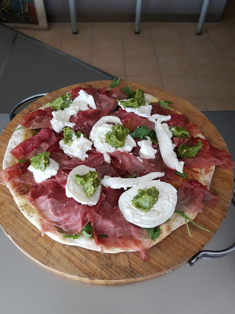 Pizzeria Planet Pizza