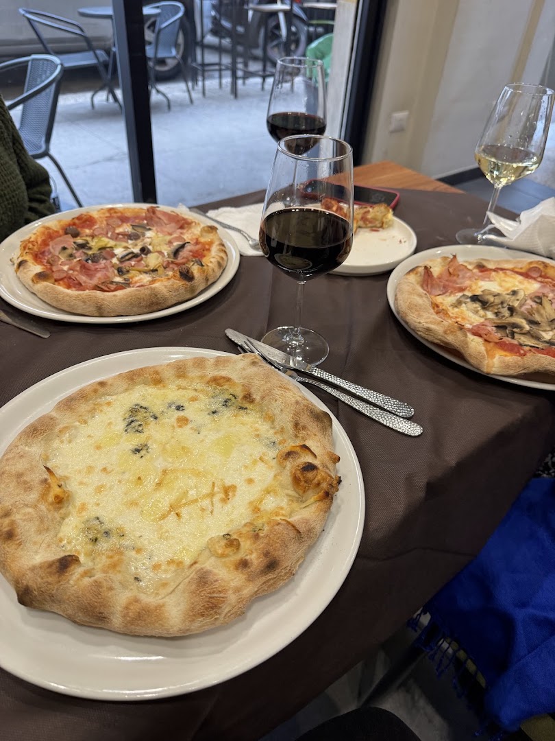 Pizzeria polleria gastronomia caffetteria Marchese
