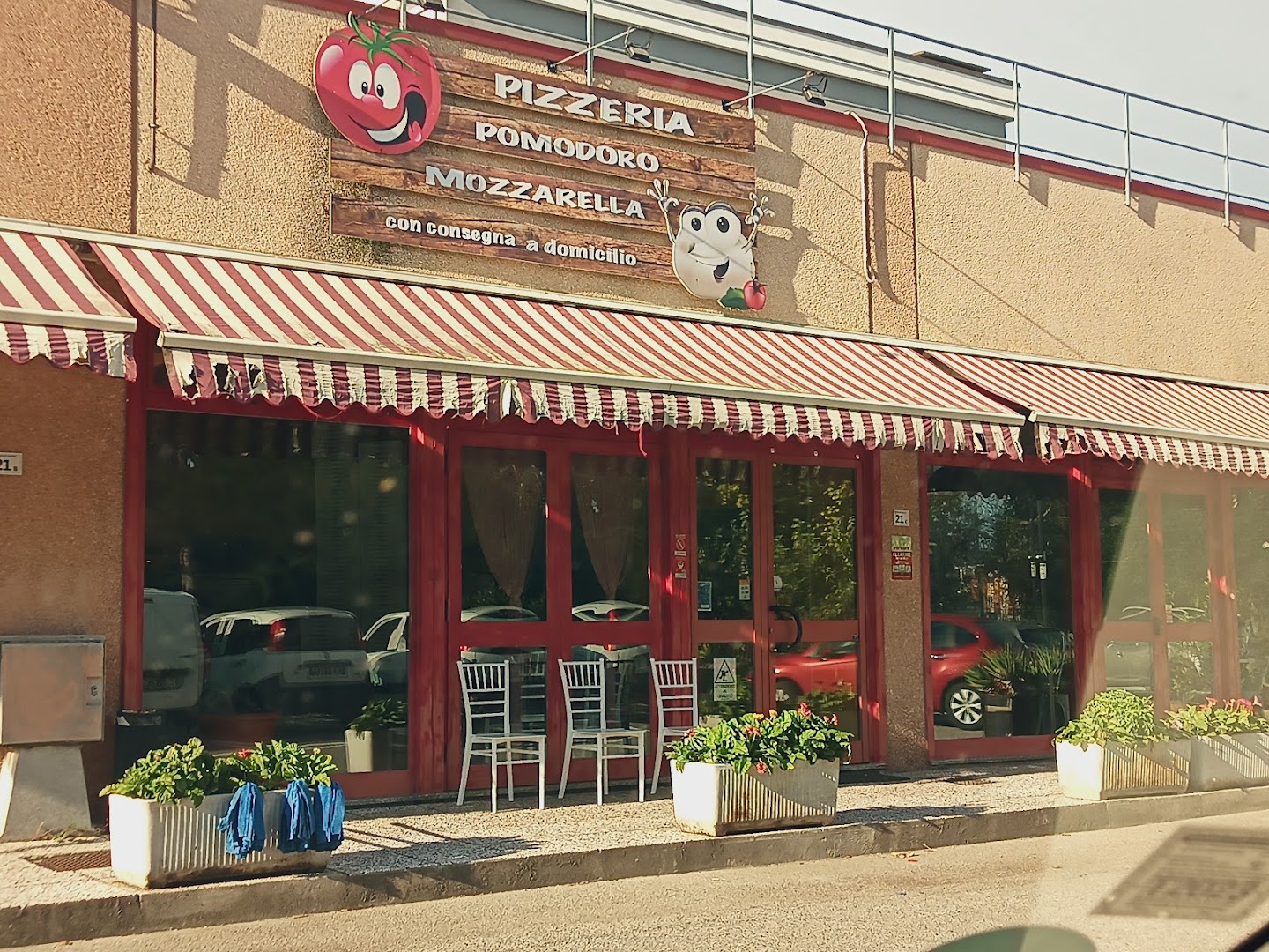 Pizzeria Pomodoro mozzarella