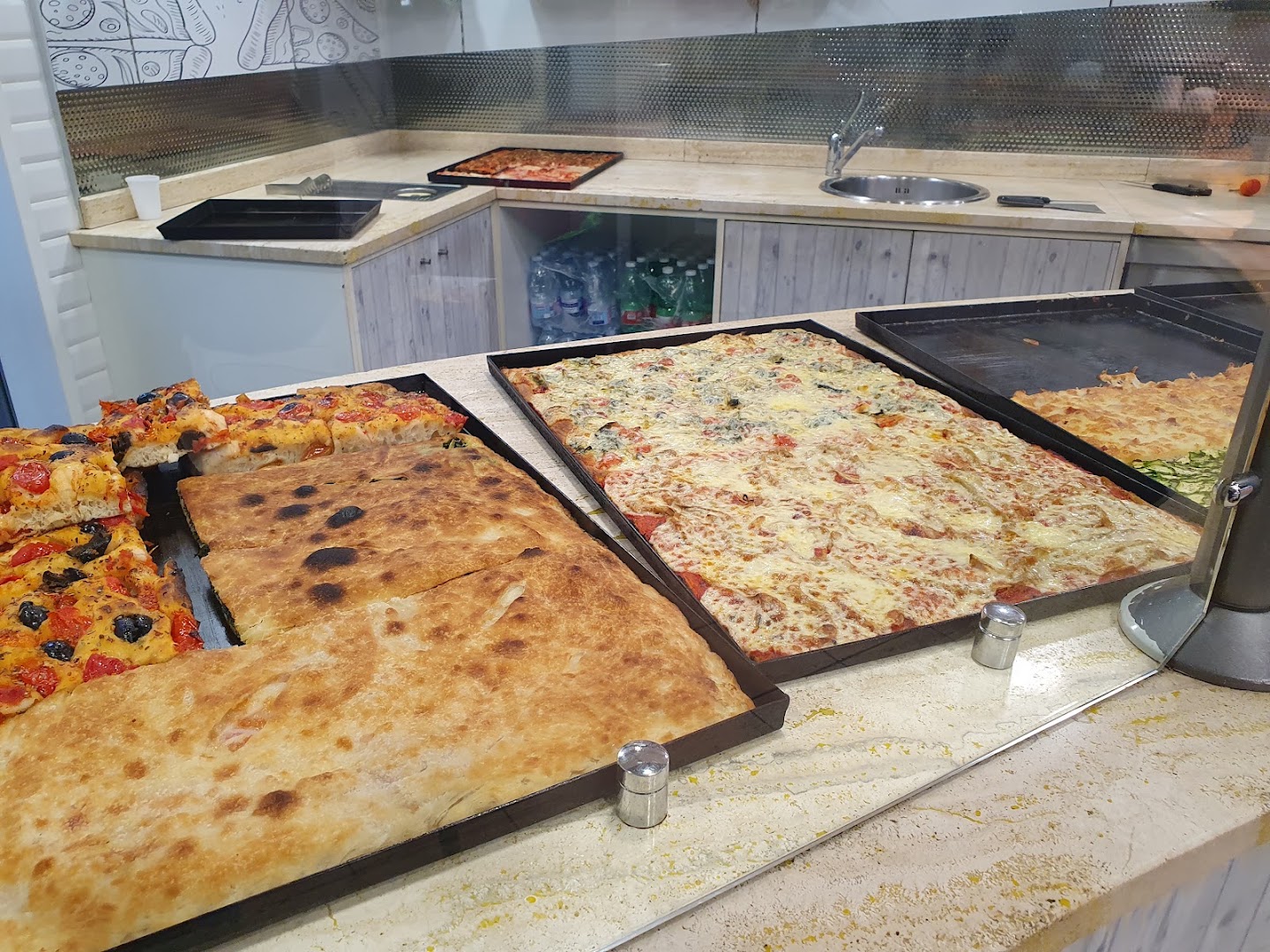 Pizzeria Prima O Poi