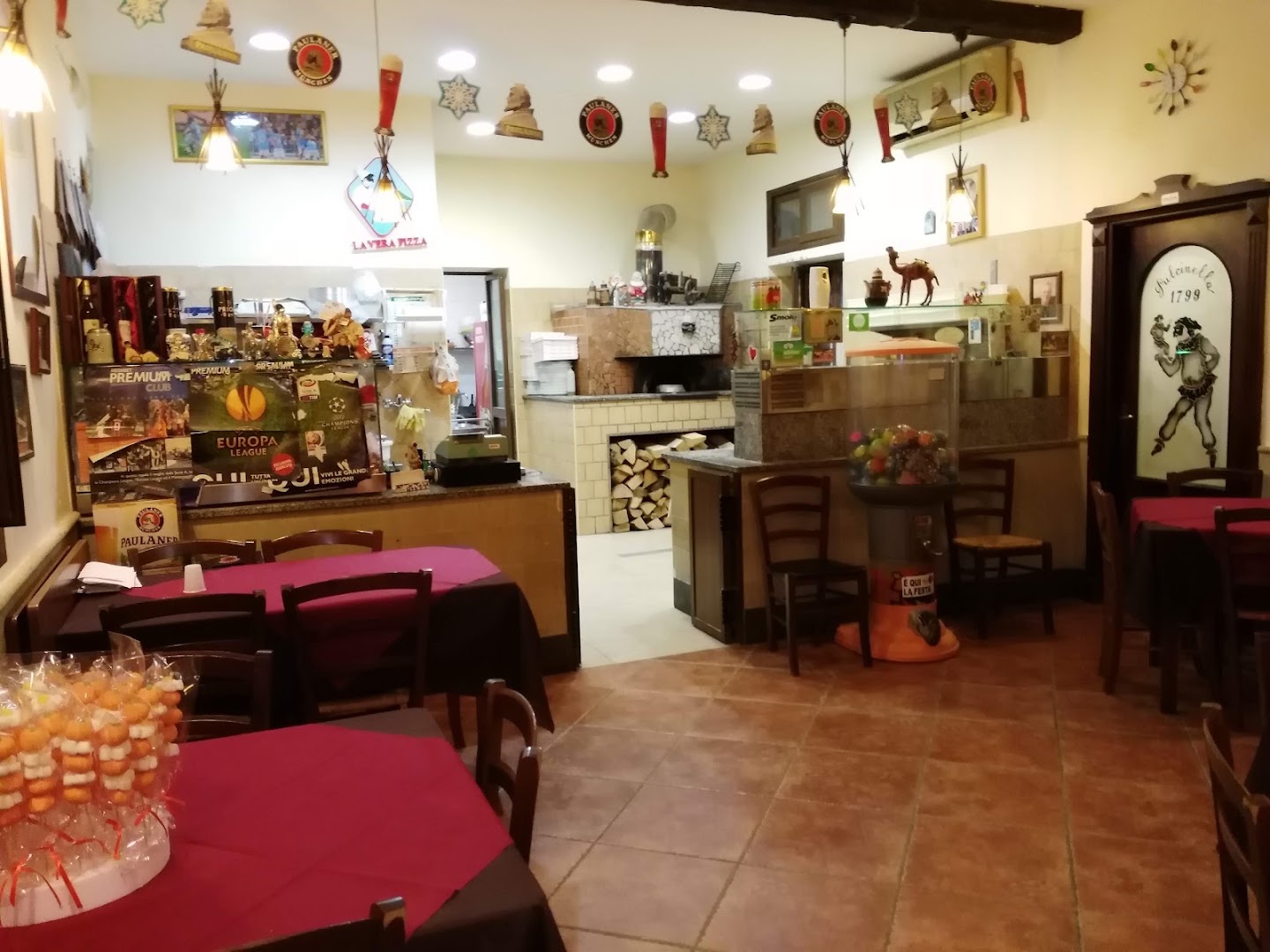 Pizzeria Pulcinella di Salvo Salvatore, Portici