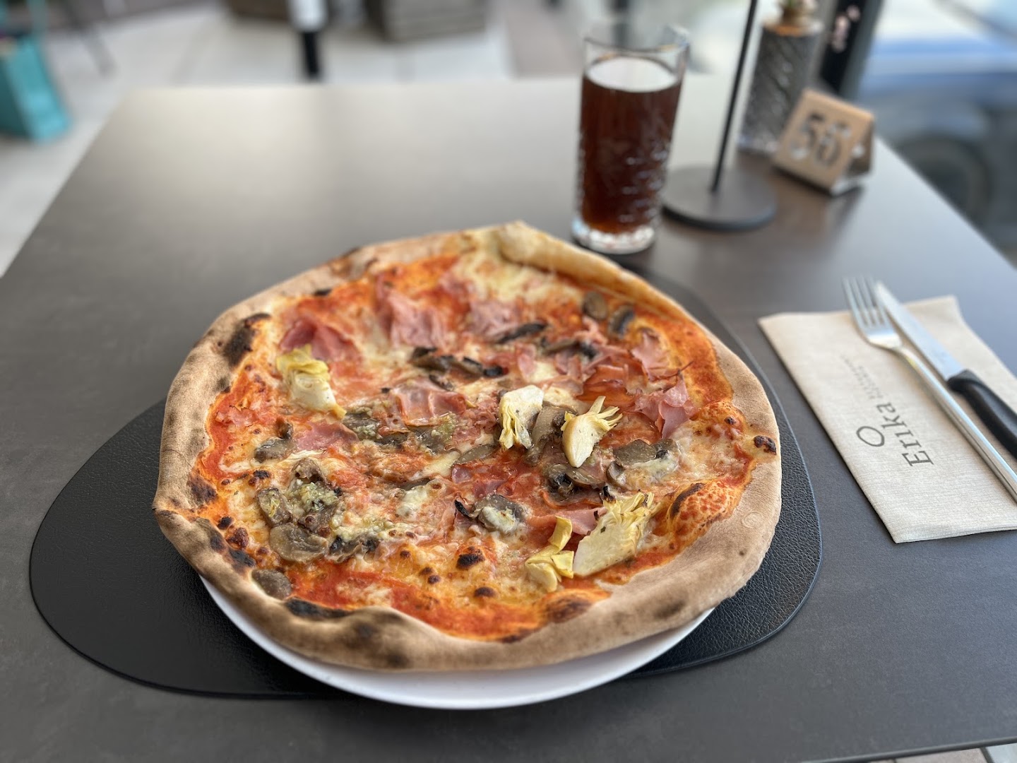 Pizzeria Restaurant Erika
