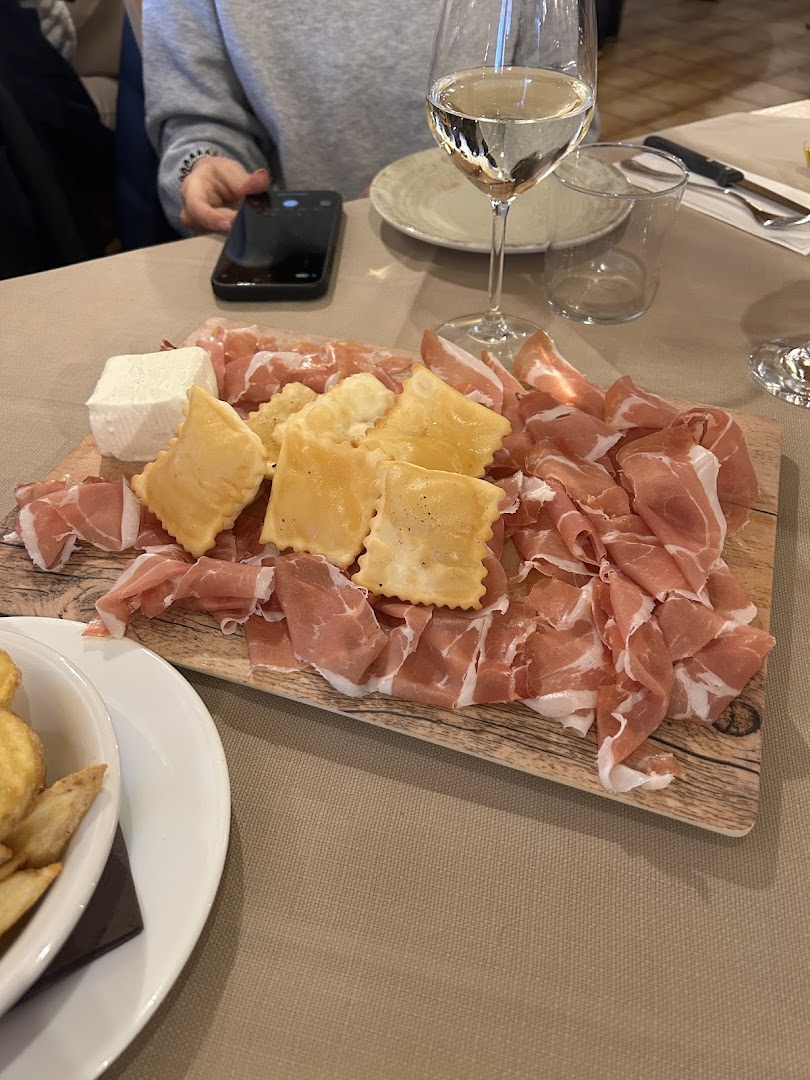 Pizzeria Ristorante Capanna Bianca