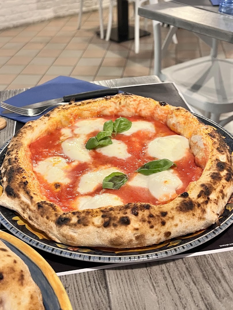 Pizzeria Ristorante “Lo Scugnizzo”
