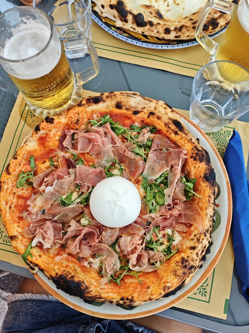 Pizzeria Ristorante “Lo Scugnizzo”