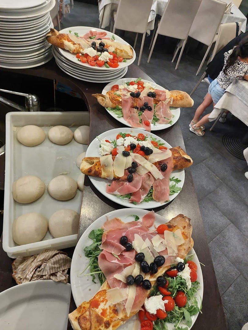 Pizzeria Ristorante San Mina 2