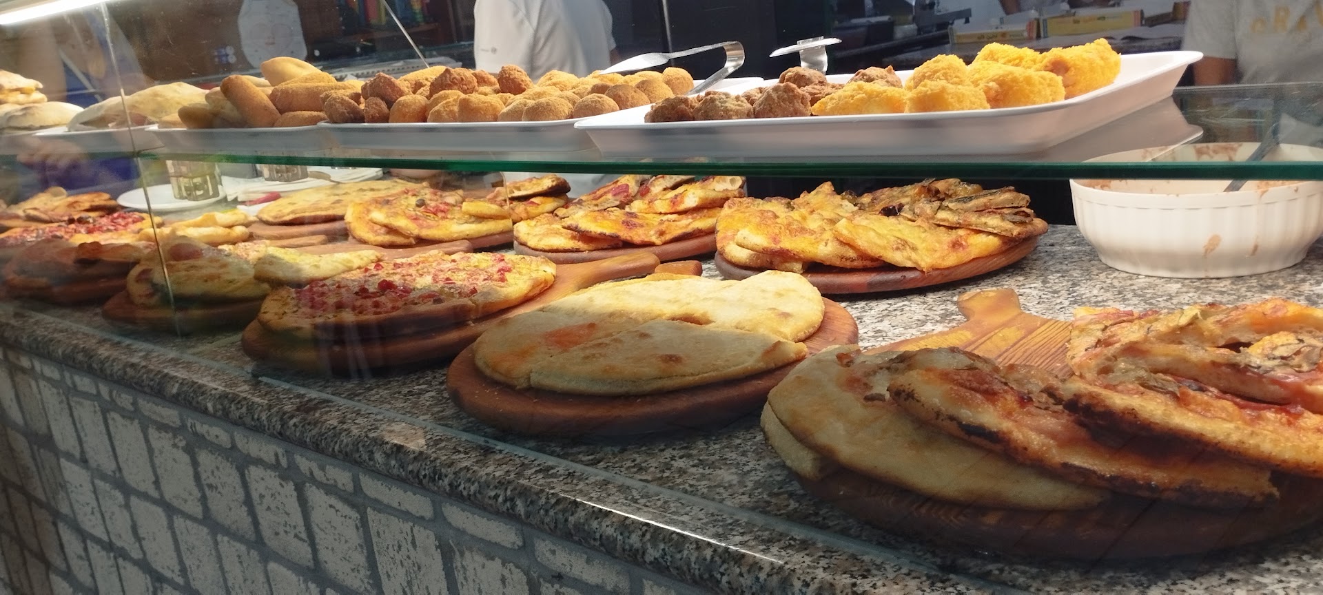 Pizzeria Rosticceria Brindisi - losfizio.pizza, Brindisi