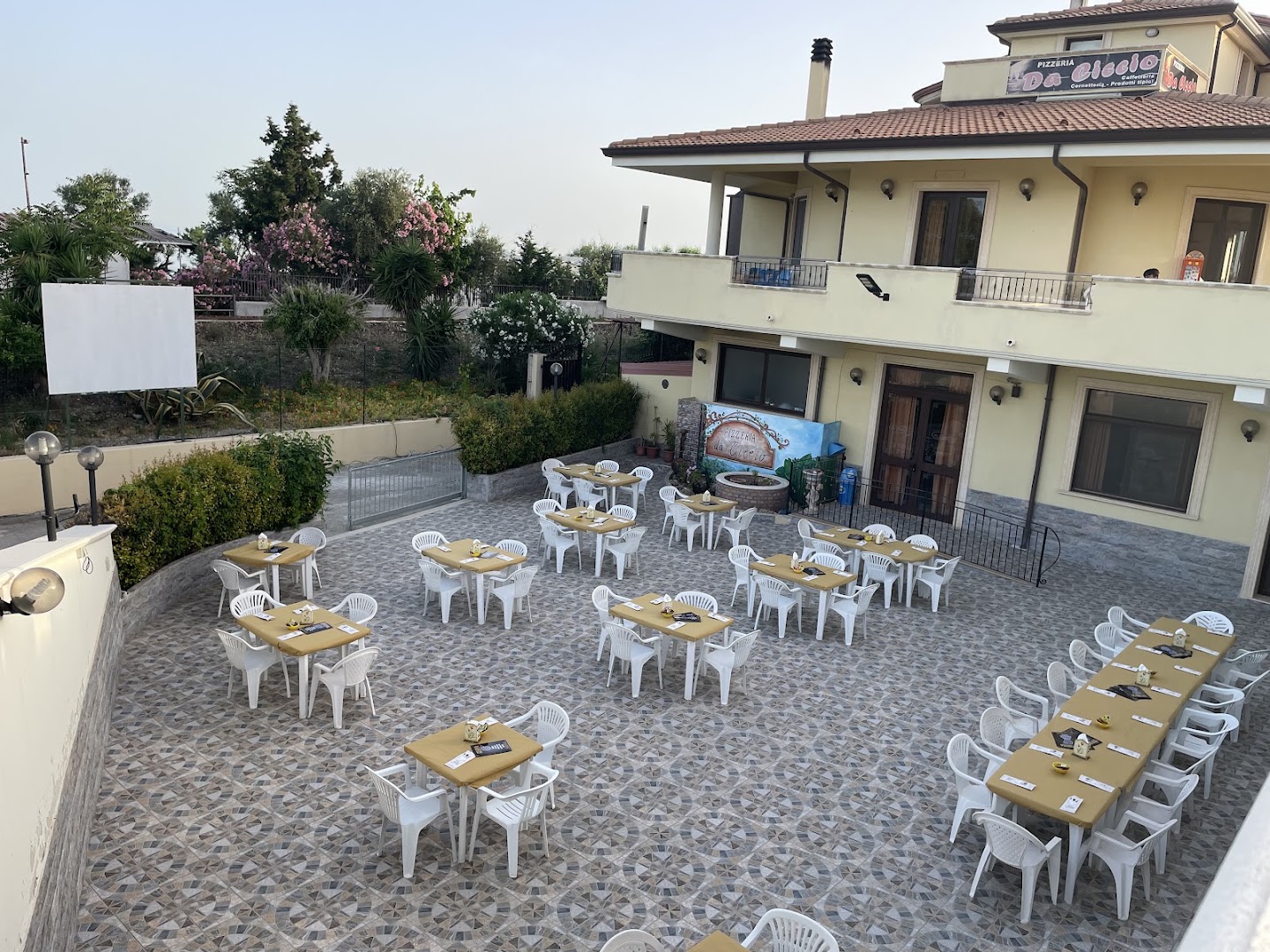 Pizzeria Rosticceria Cornetteria Da Ciccio