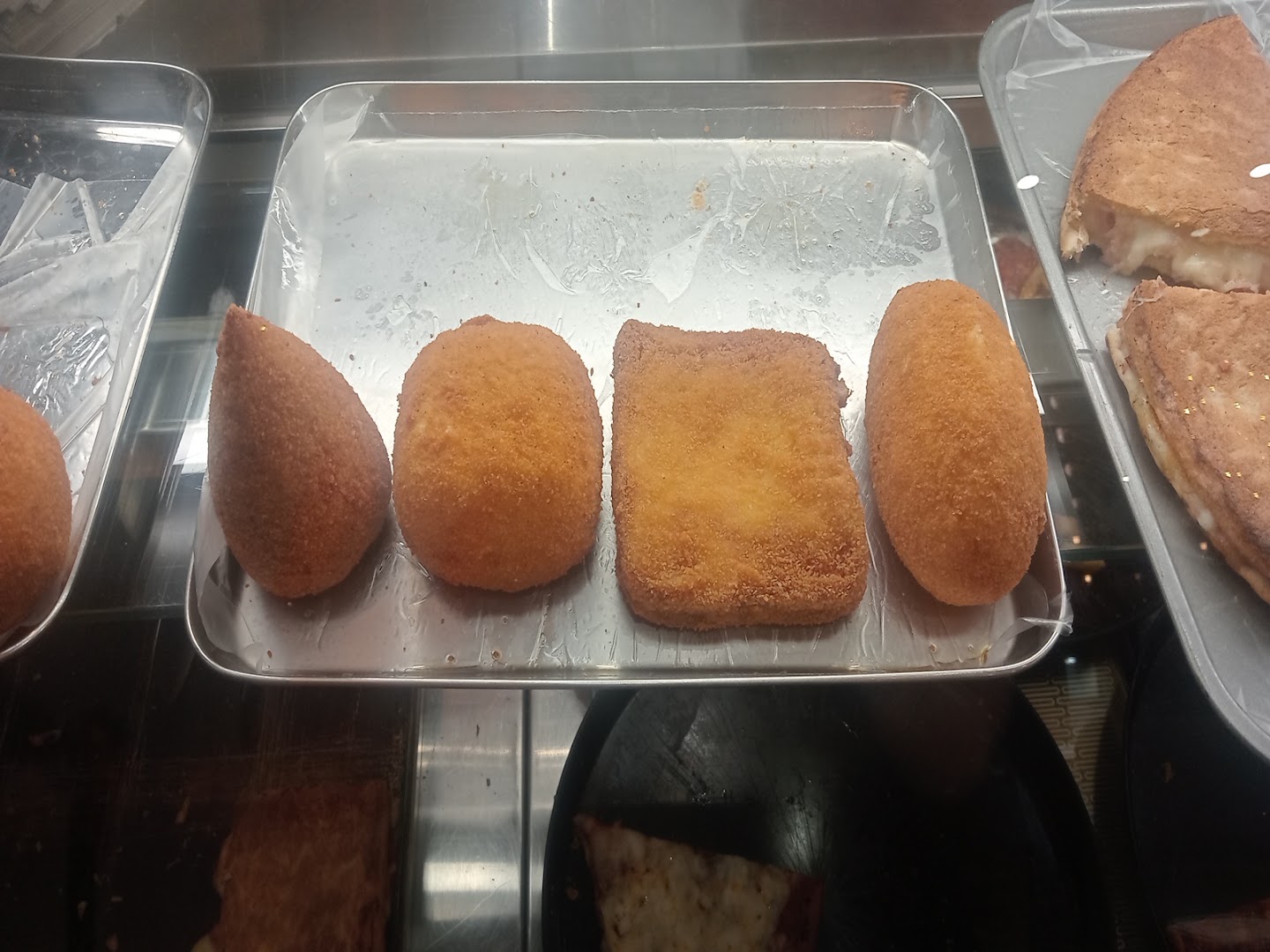 Pizzeria Rustica a Gela #Pizza Napoletana #Pizza Senza Glutine #Rosticceria #Arancini Senza Glutine #Impanate #Sfoglie