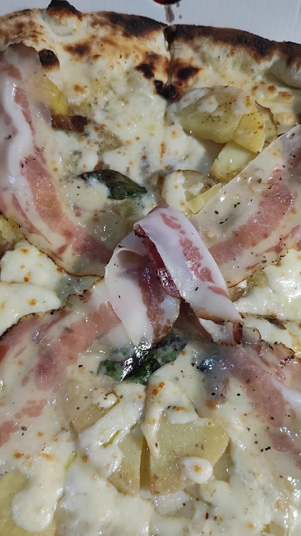 Pizzeria Santa Colomba da Saverio