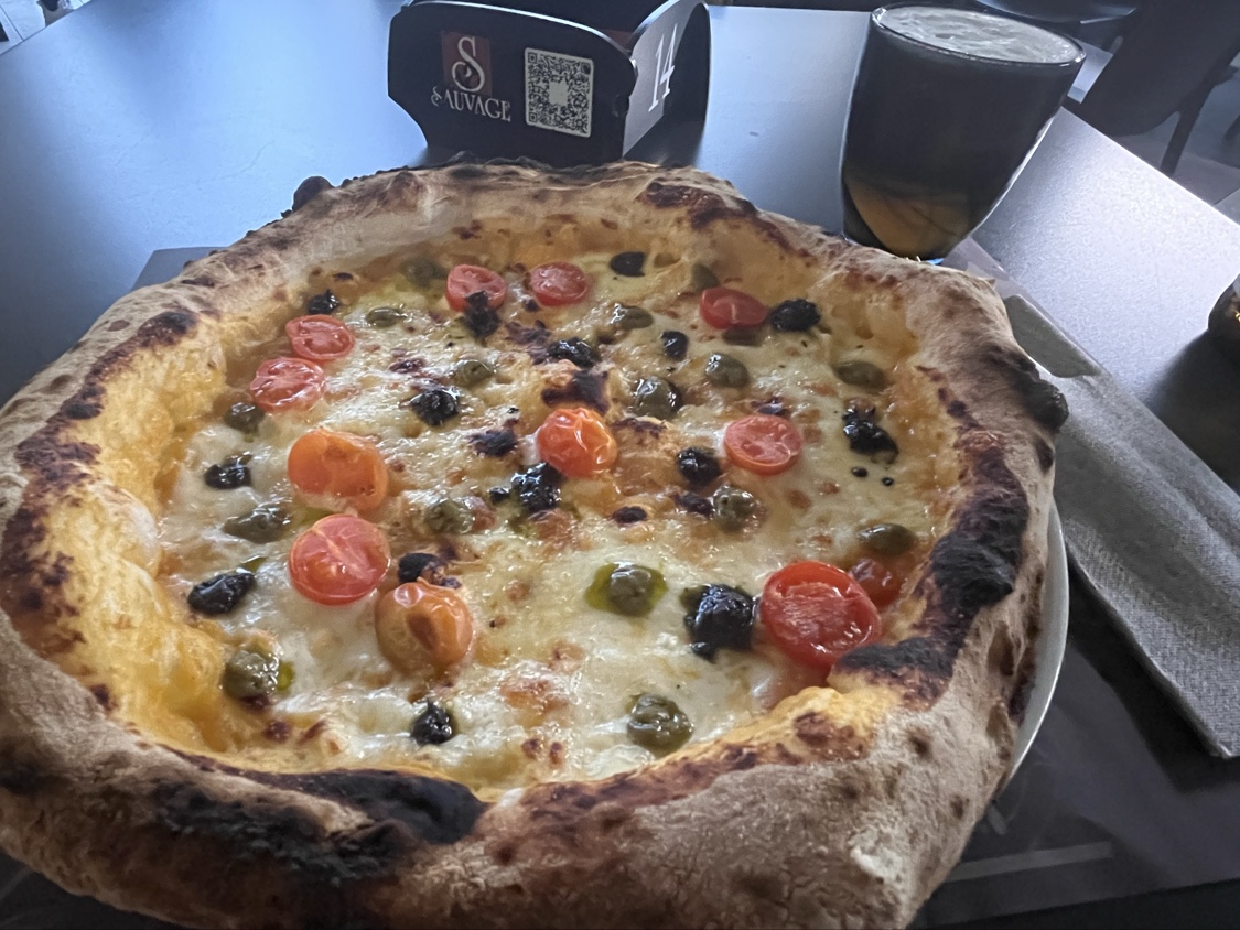 Pizzeria Sauvage Lounge Bar