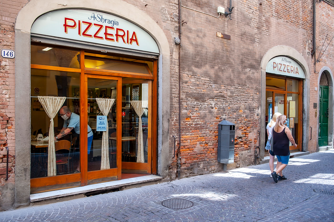 Pizzeria Sbragia, Lucca