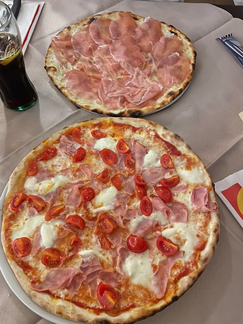 Pizzeria Spaghetteria FULL BLOWN