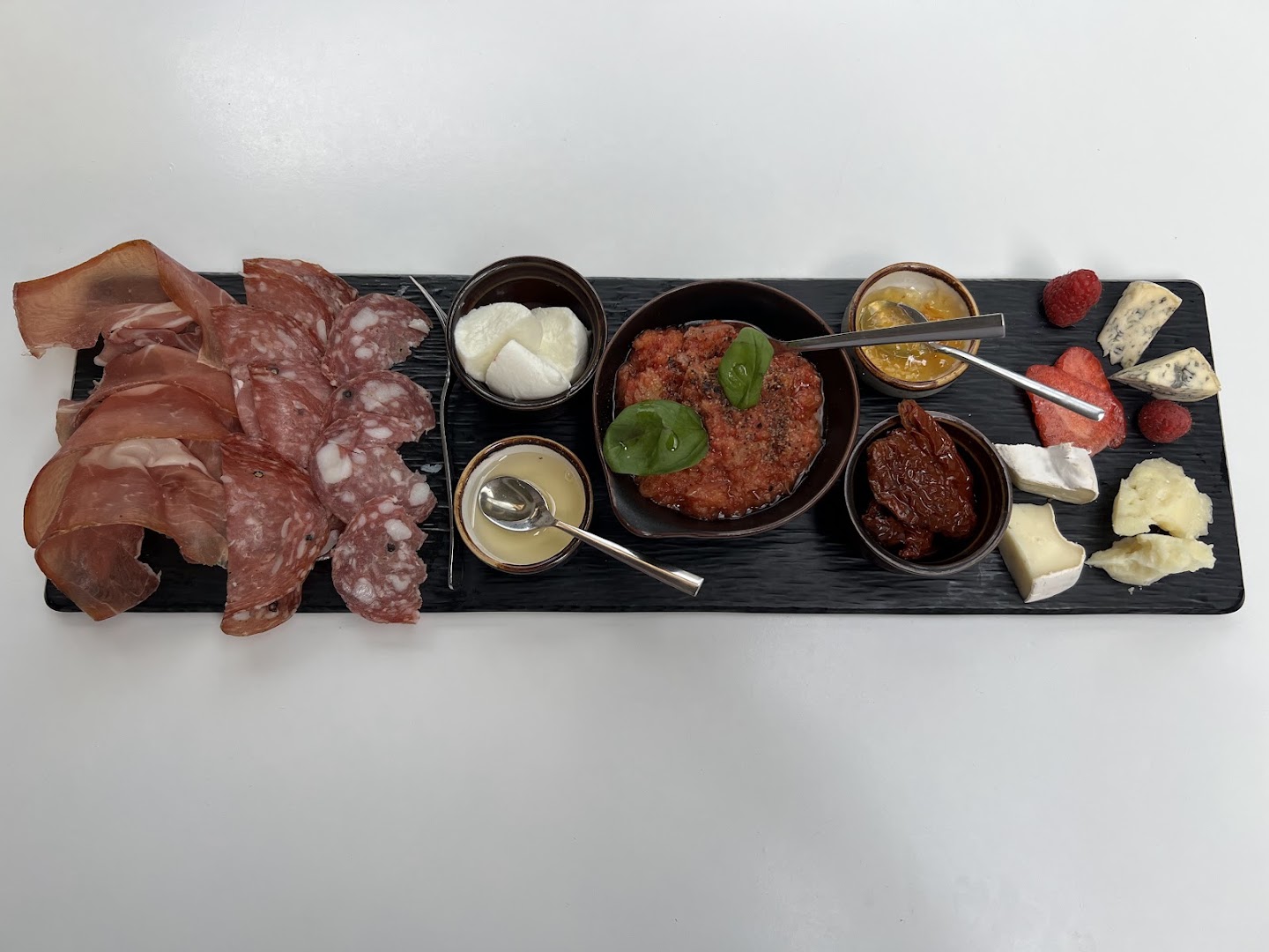 Pizzeria Strapizzami - Forno a legna -