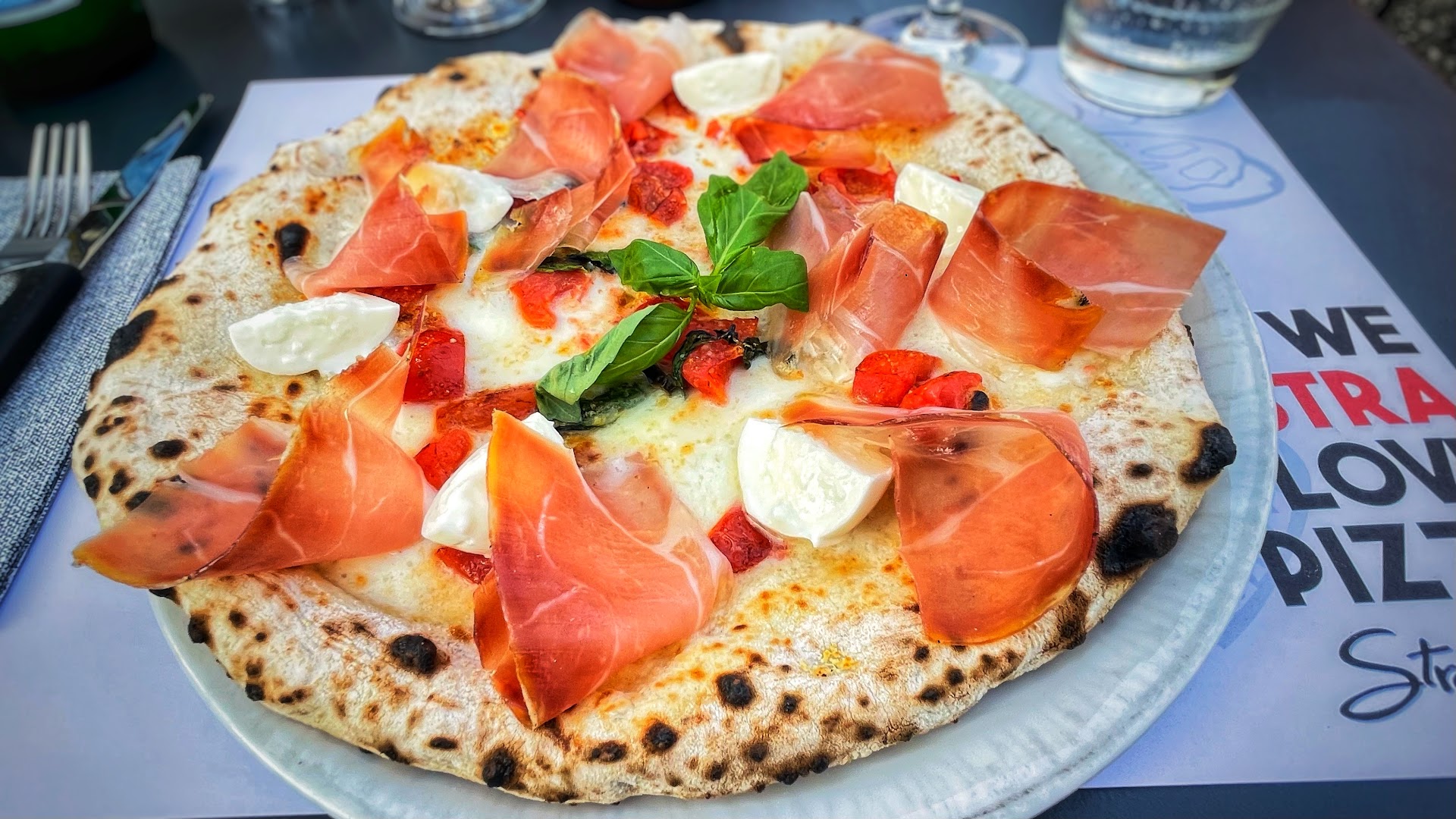 Pizzeria Strapizzami - Forno a legna -