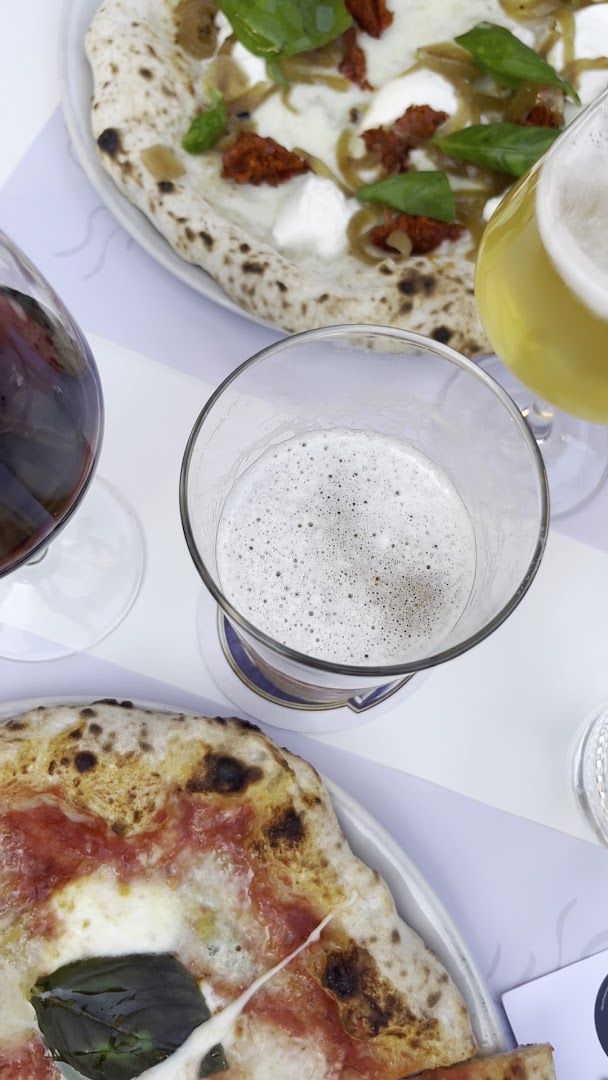 Pizzeria Strapizzami - Forno a legna -