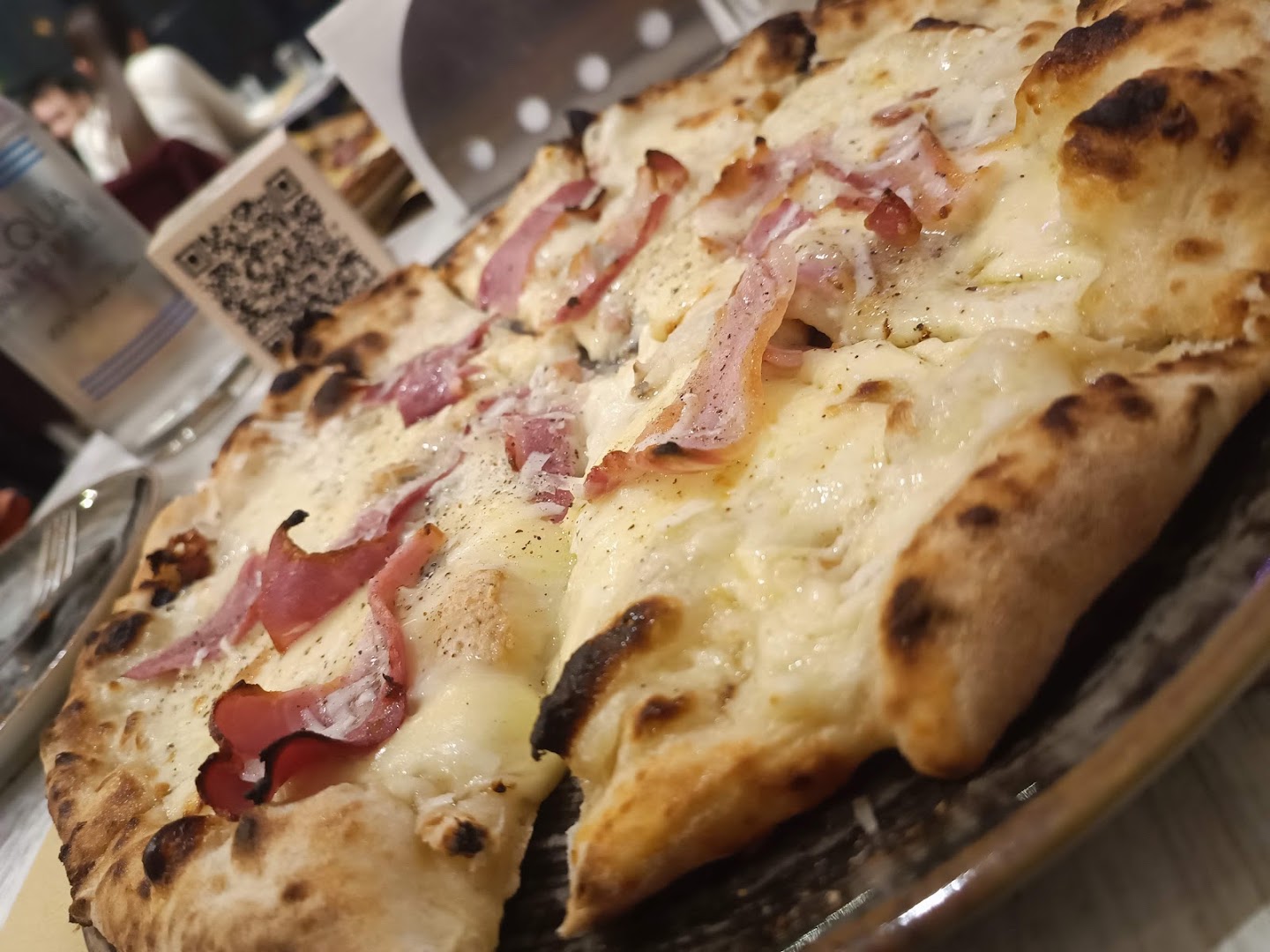 Pizzeria "Su e Giù"