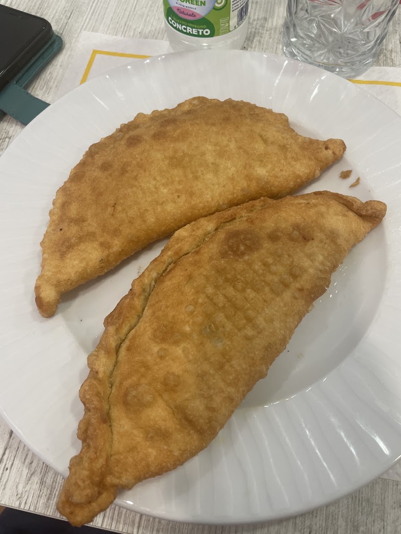 Pizzeria Tavola Calda Fortunato di Afrayem Henis Girgis