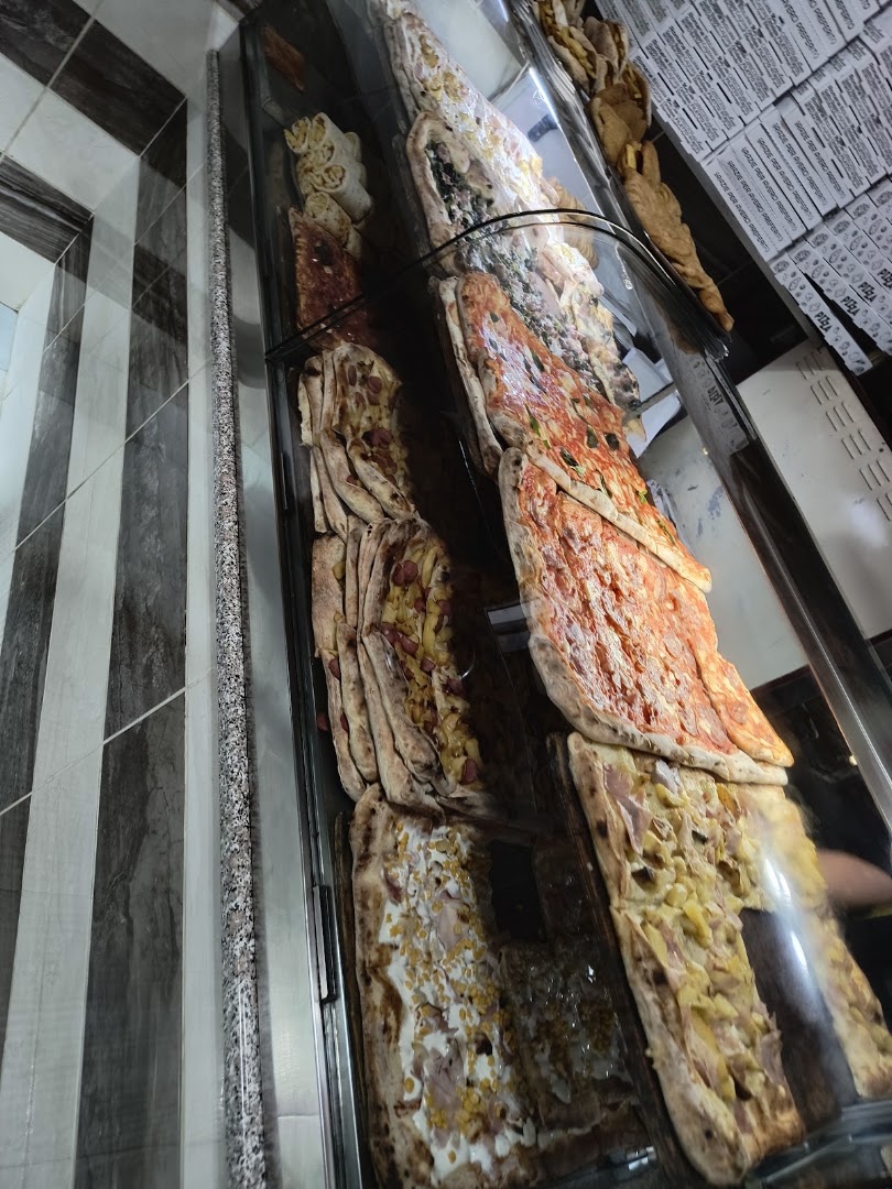 Pizzeria Tavola Calda