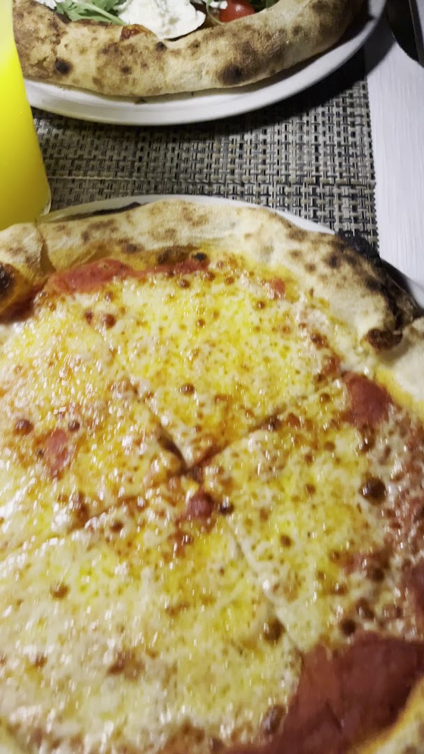 Pizzería Trattoria Alla Fonte