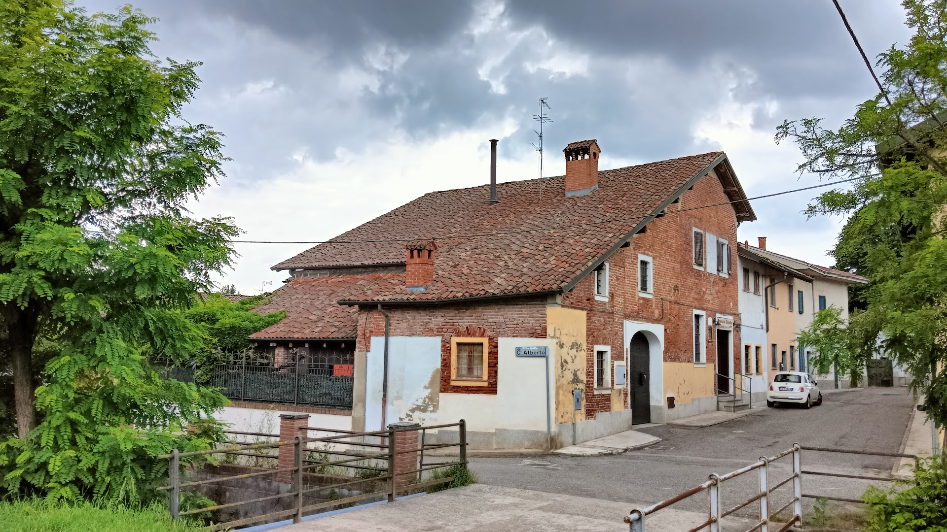 Pizzeria Trattoria Grande “La Bora”, Lardirago