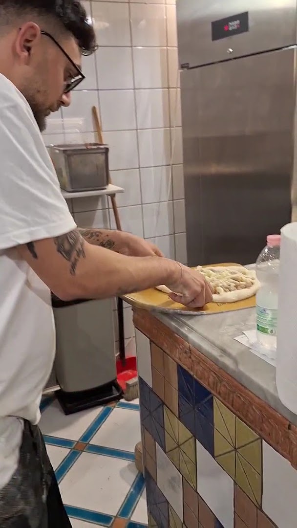 Pizzeria Trattoria La Taverna del Re a Capodimonte