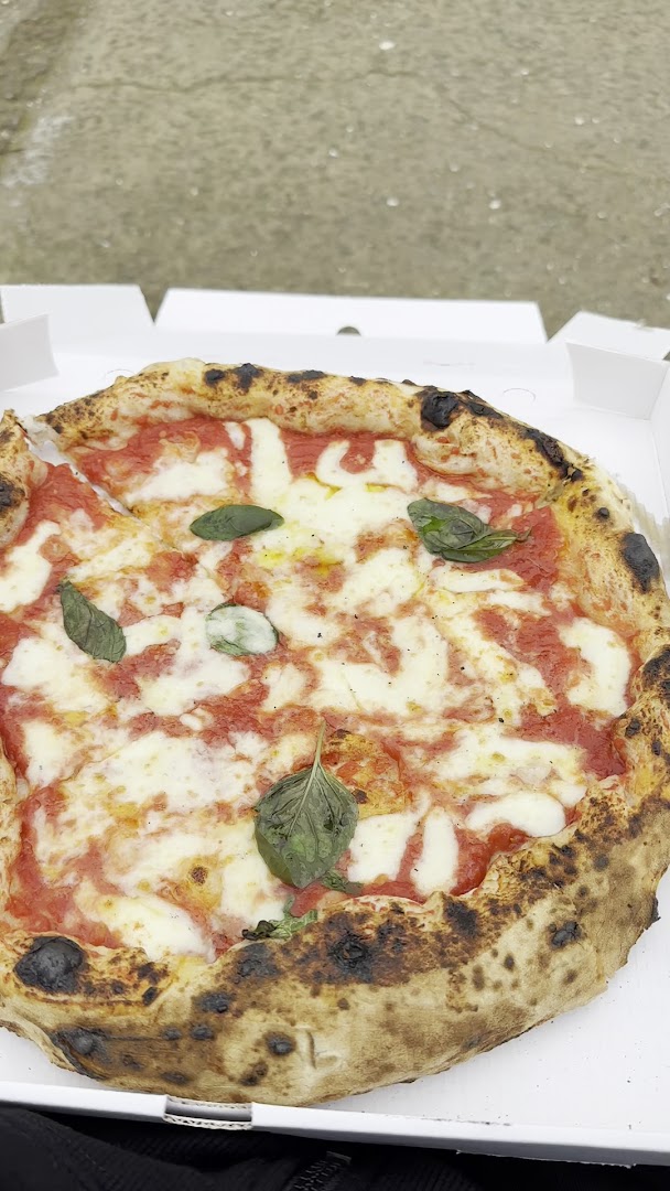 Pizzeria Trattoria La Taverna del Re a Capodimonte
