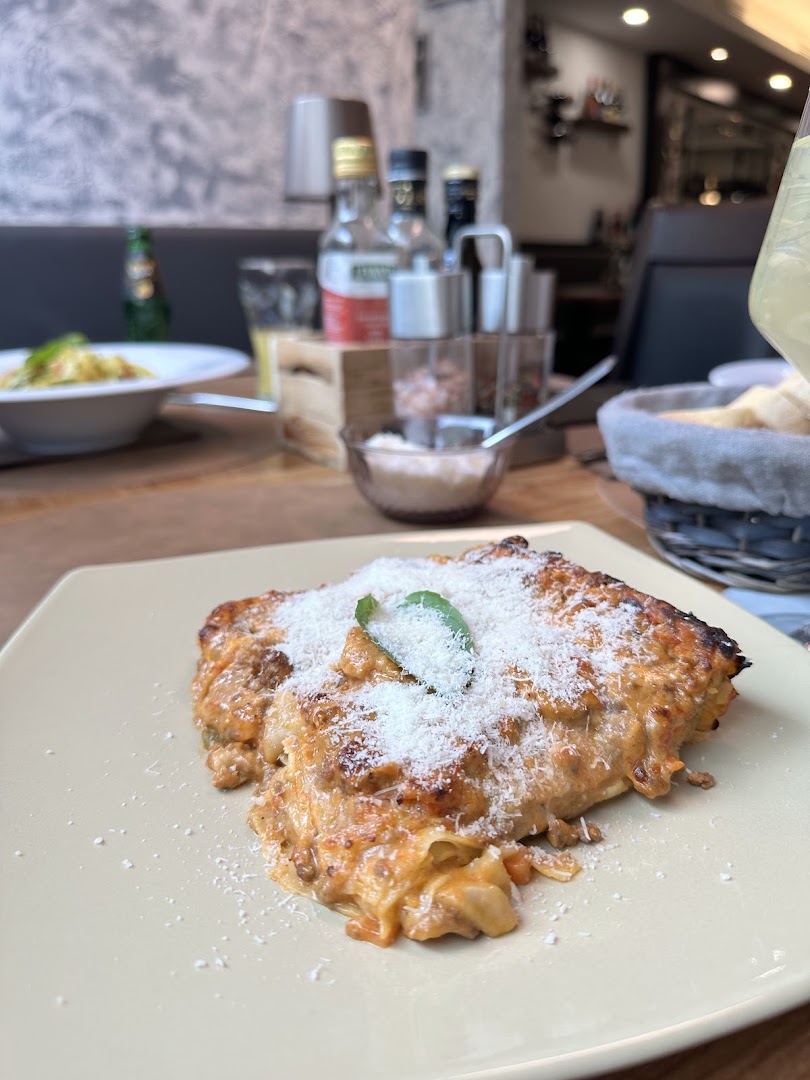 Pizzeria - Trattoria “Oca Bianca”