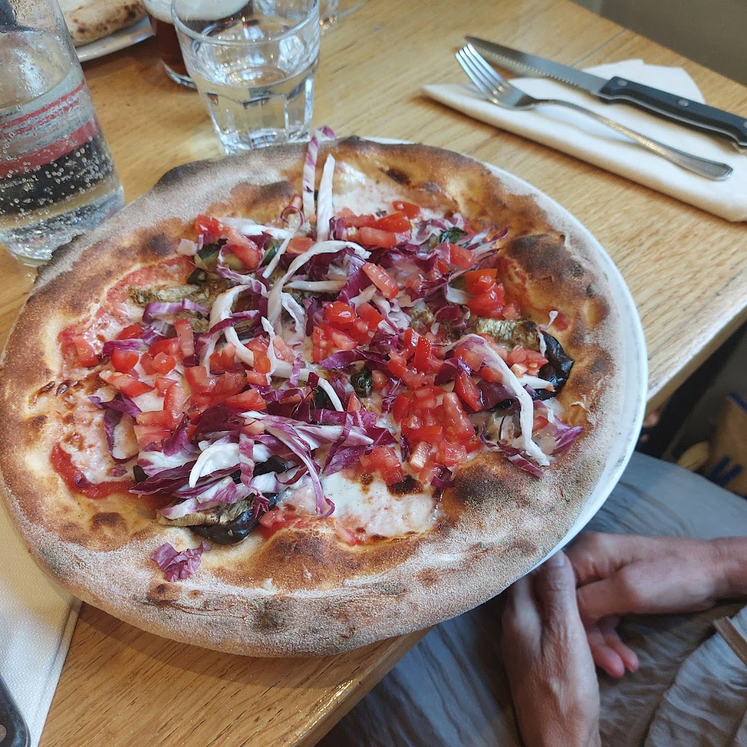 Pizzeria Ugo