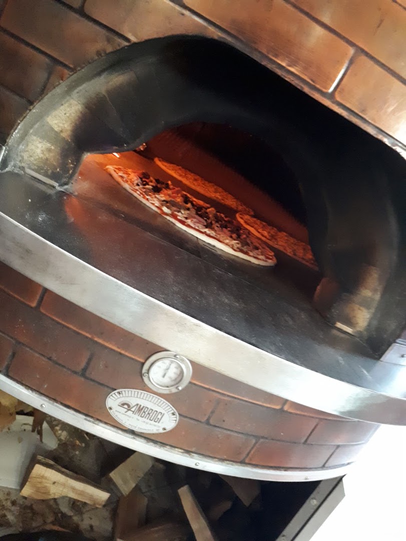Pizzeria Vecchio Amico, Rivolta d'Adda