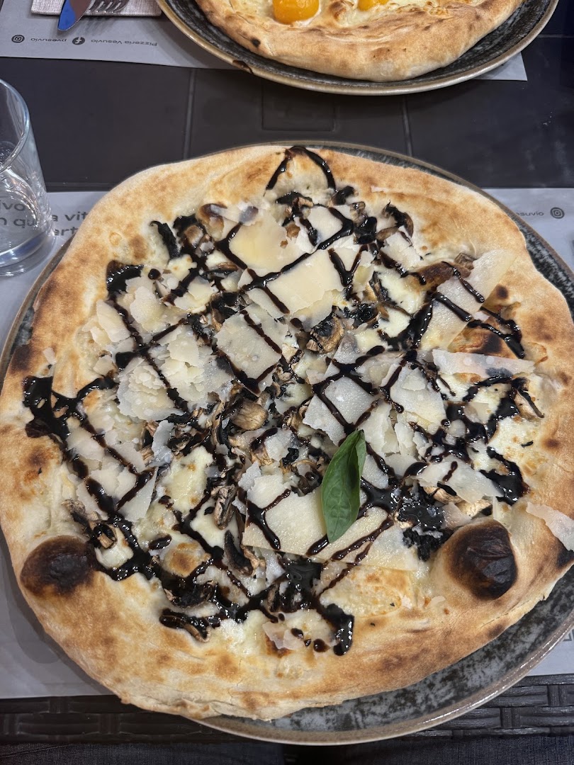 Pizzeria Vesuviani