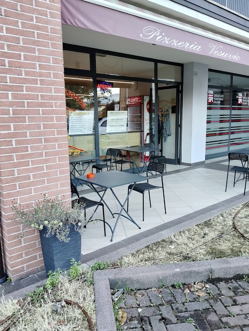Pizzeria Vesuvio, Crevacuore