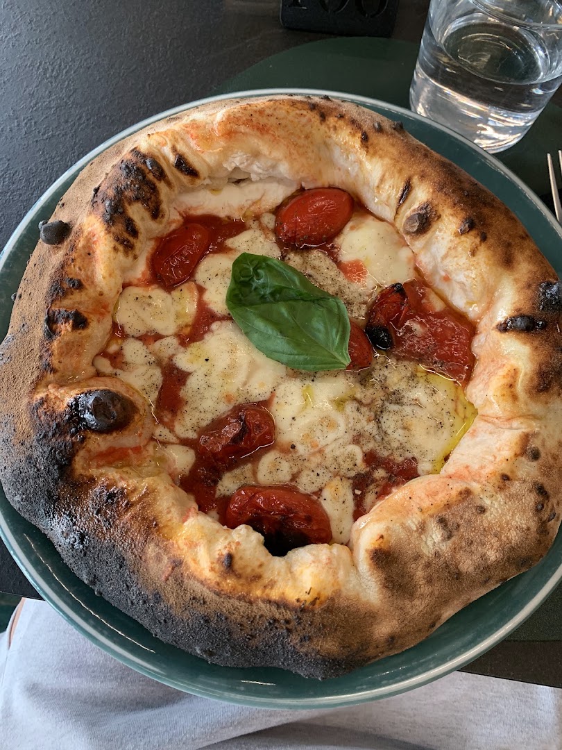 Pizzeria Vincenzo Capuano Bari