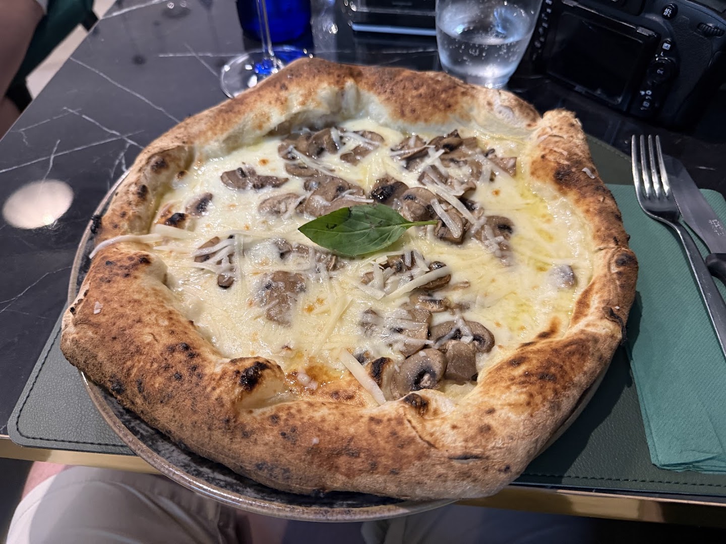 Pizzeria Vomero Olio & Basilico | Giacomo Garau