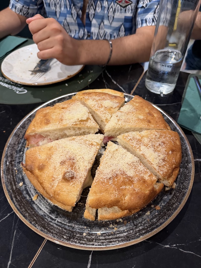 Pizzeria Vomero Olio & Basilico | Giacomo Garau