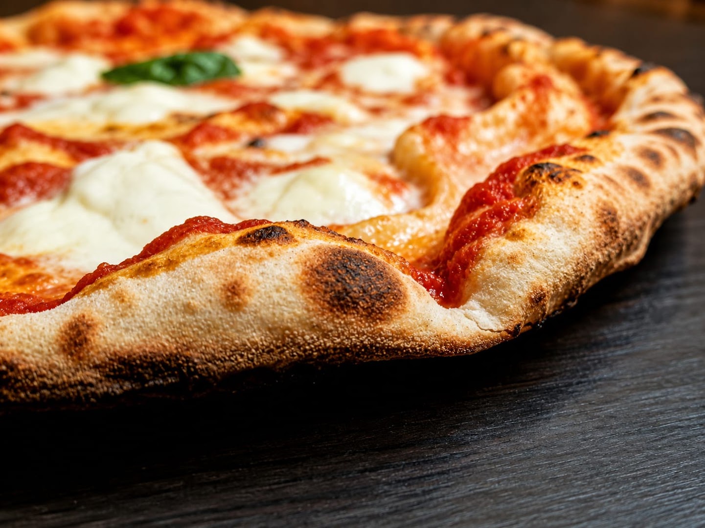 Il Mascalzone pizzeria con cucina