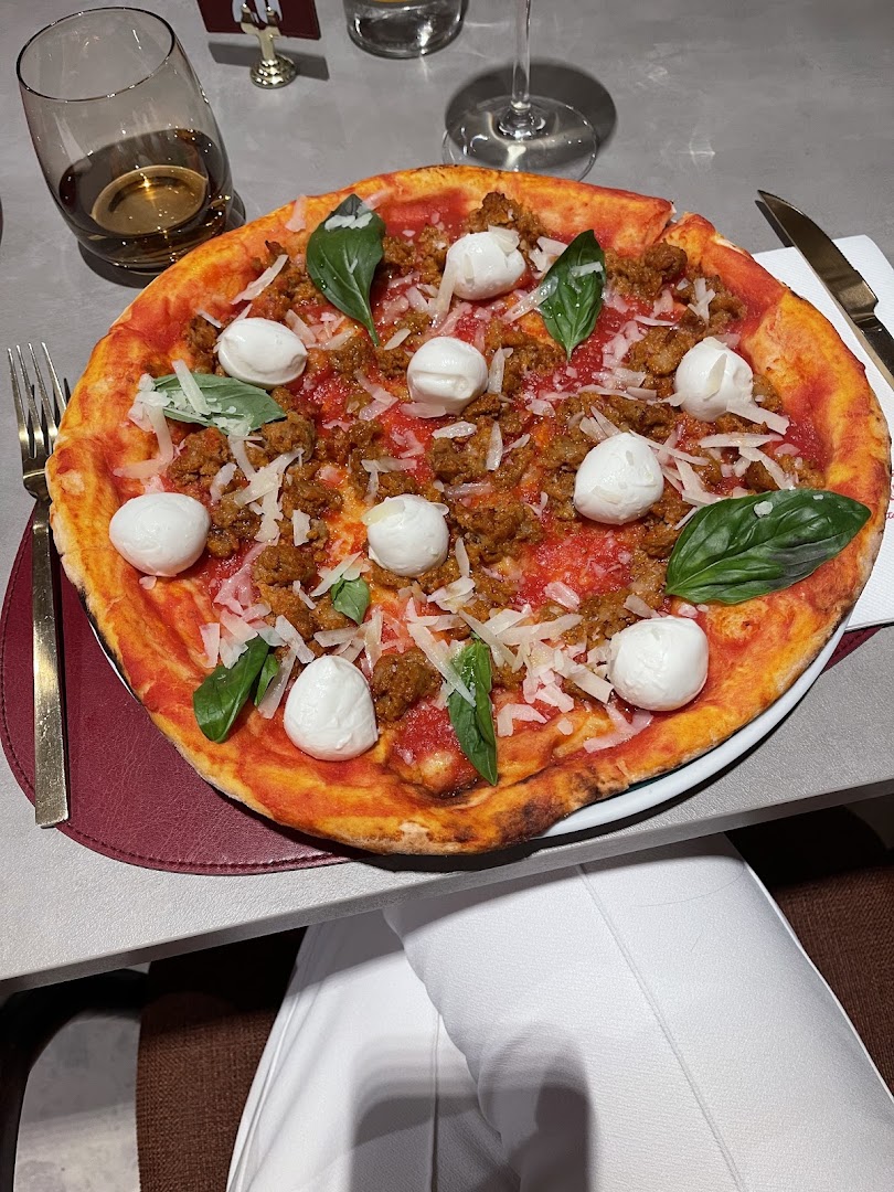 Pizzeria 'O Sarracin (Milano)