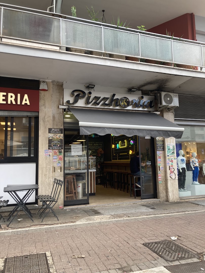 Pizzhoria Pizza a Domicilio | A Casa Mia