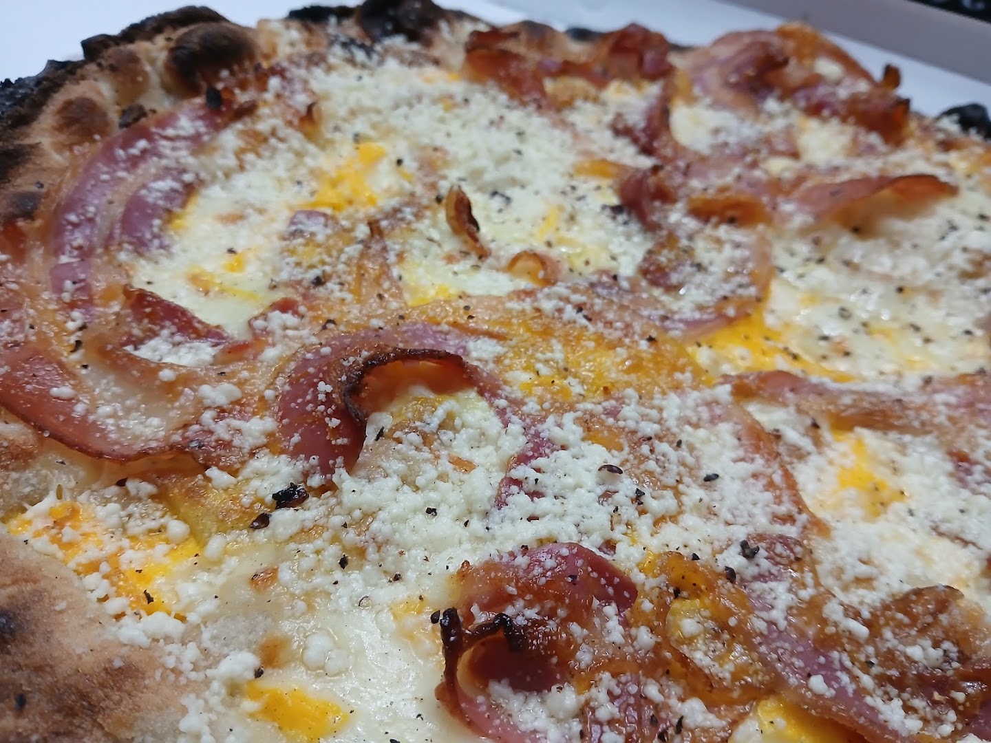 Pizzhoria Pizza a Domicilio | A Casa Mia