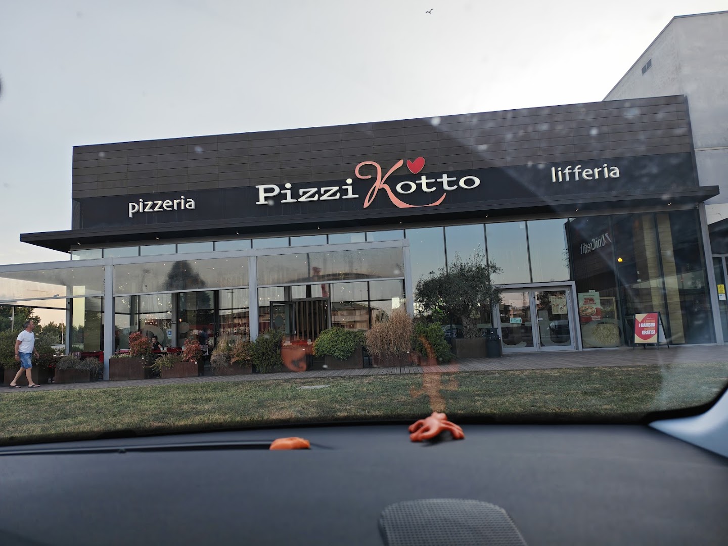 Pizzikotto - Pizzeria & Lifferia - Udine Tavagnacco, Tavagnacco