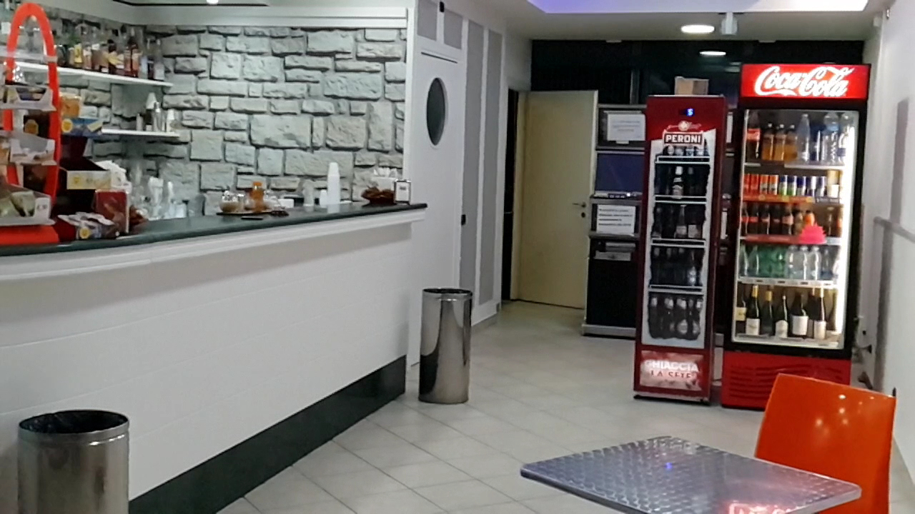 Planet Cafè Bar Food&Drink
