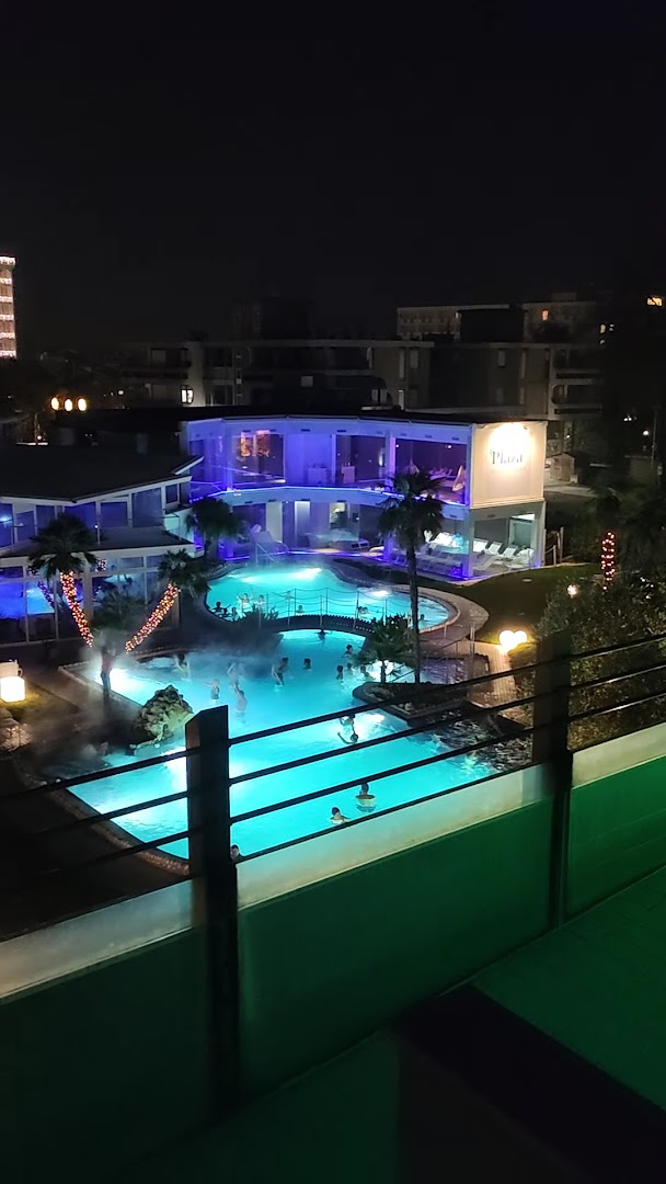 Plaza Sensory Pool