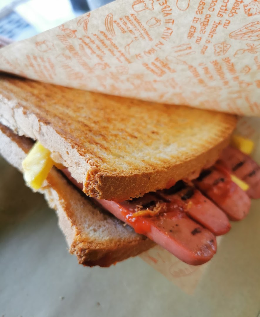 Plaza Toast
