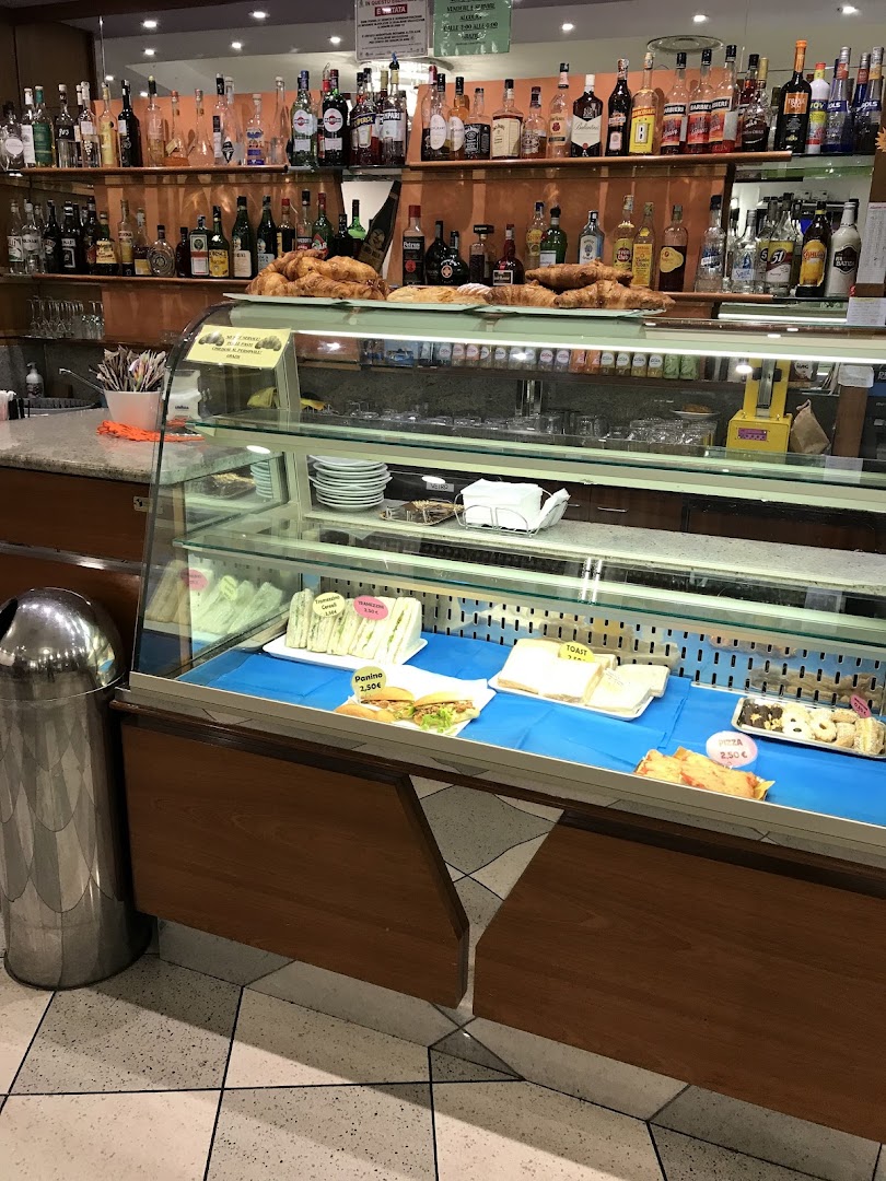 PLOOM STORE Bar Cesare